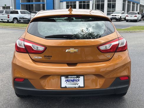 Used 2017 Chevrolet Cruze LT w/ Sun And Sound Package FWD image 12