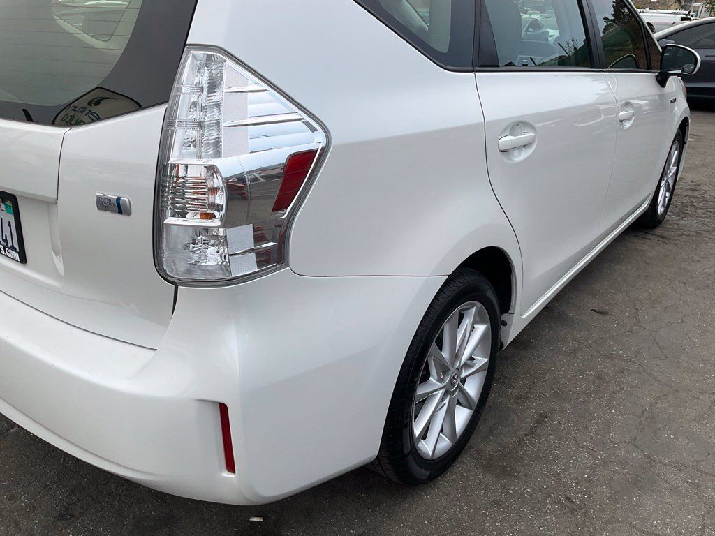 Used 2012 Toyota Prius V Five FWD image 81