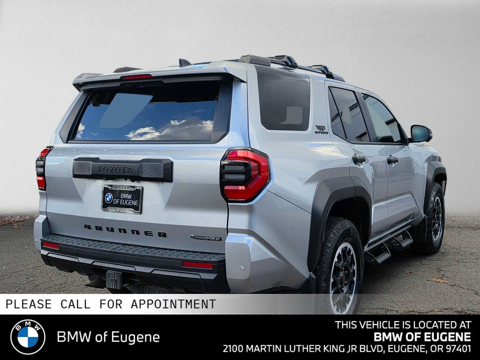 Used 2025 Toyota 4Runner TRD Off-Road Premium w/ Tow Technology Package AWD/4WD image 3