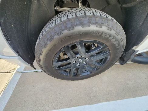 Used 2025 Chevrolet Silverado 1500 RST AWD/4WD image 9
