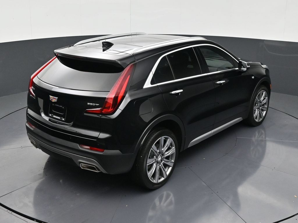Used 2023 Cadillac XT4 Premium Luxury FWD image 16