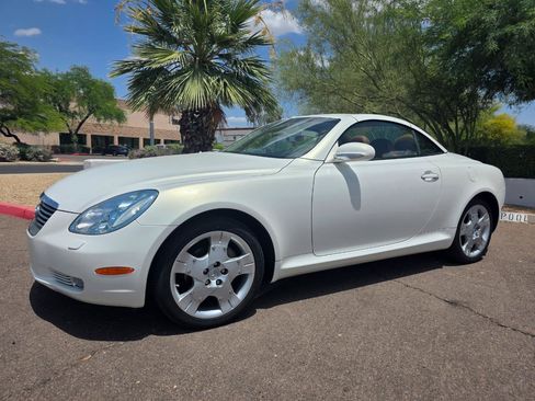 Used 2004 Lexus SC 430 Convertible RWD image 5