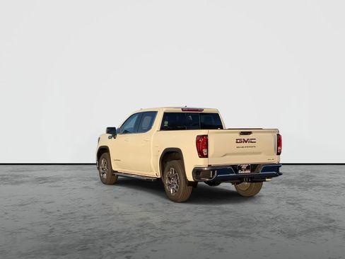 New 2026 GMC Sierra 1500 SLE w/ Preferred Package RWD image 6