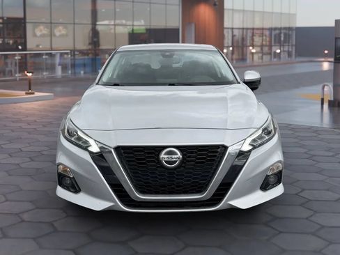 Used 2019 Nissan Altima 2.5 SV AWD/4WD image 2