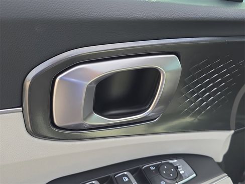 New 2026 Kia Sorento S image 21