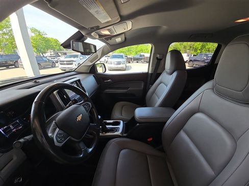 Used 2017 Chevrolet Colorado LT w/ Luxury Package, Chrome AWD/4WD image 19
