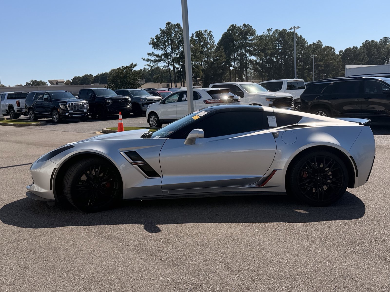 Used 2017 Chevrolet Corvette Grand Sport w/ Battery Protection Package RWD image 9