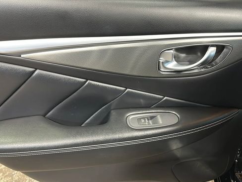 Used 2018 INFINITI Q50 Sport image 12