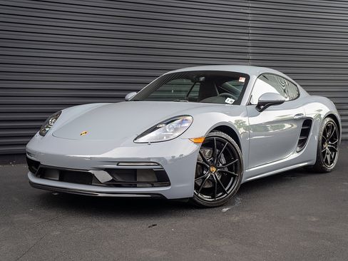 Used 2025 Porsche 718 Cayman RWD image 1