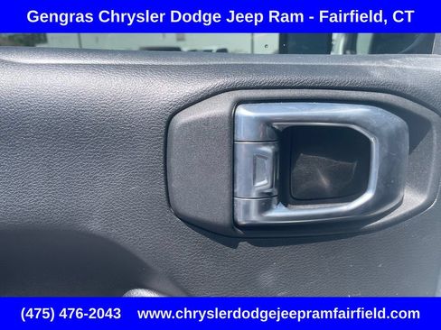 Used 2022 Jeep Wrangler Unlimited Sport AWD/4WD image 31