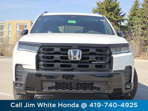 New 2026 Honda Pilot Black Edition image 14