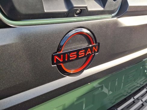 New 2026 Nissan Frontier PRO-4X w/ Pro-4x Convenience Package image 4