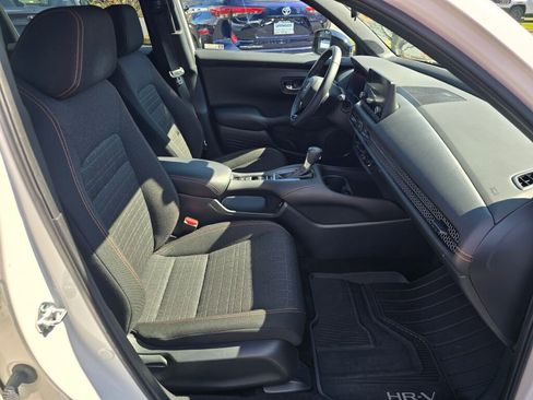Certified 2024 Honda HR-V Sport image 11