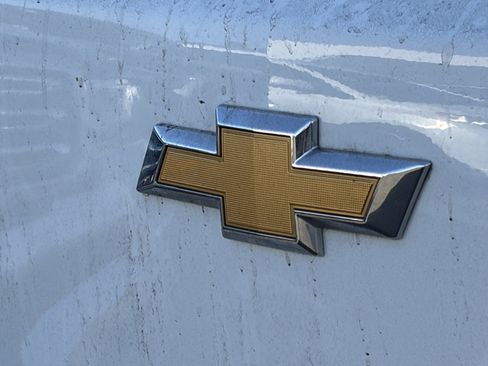 Used 2023 Chevrolet TrailBlazer LT FWD image 4