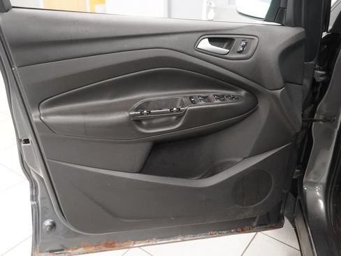 Used 2013 Ford Escape SE FWD image 16