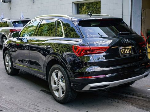 Used 2022 Audi Q3 2.0T Premium w/ Convenience Package image 2