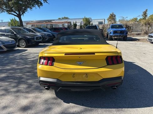 Used 2024 Ford Mustang Premium image 8