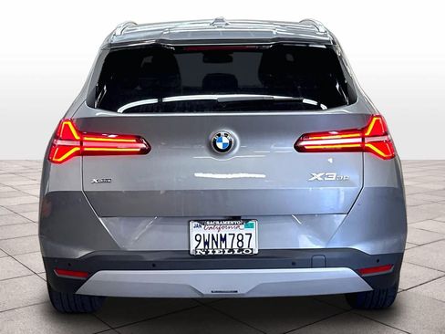 Used 2026 BMW X3 xDrive30i w/ Premium Package AWD/4WD image 7