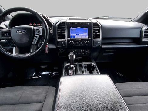 Used 2018 Ford F150 XLT w/ Equipment Group 302A Luxury AWD/4WD image 15