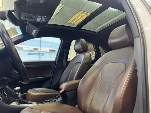 Used 2016 Audi Q3 2.0T Premium Plus w/ Technology Package AWD/4WD image 5