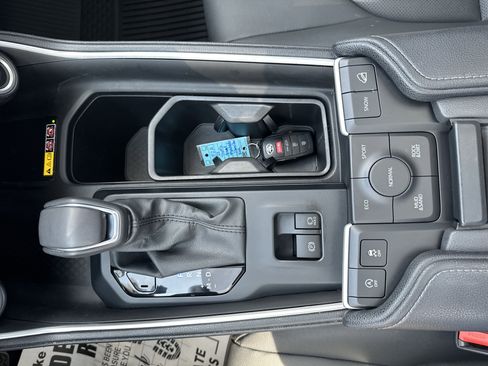 Certified 2024 Toyota Grand Highlander XLE image 37