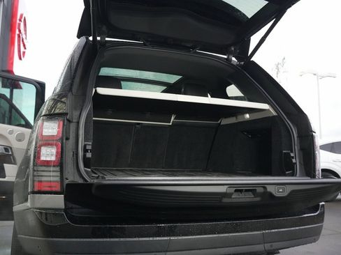 Used 2015 Land Rover Range Rover Supercharged image 33