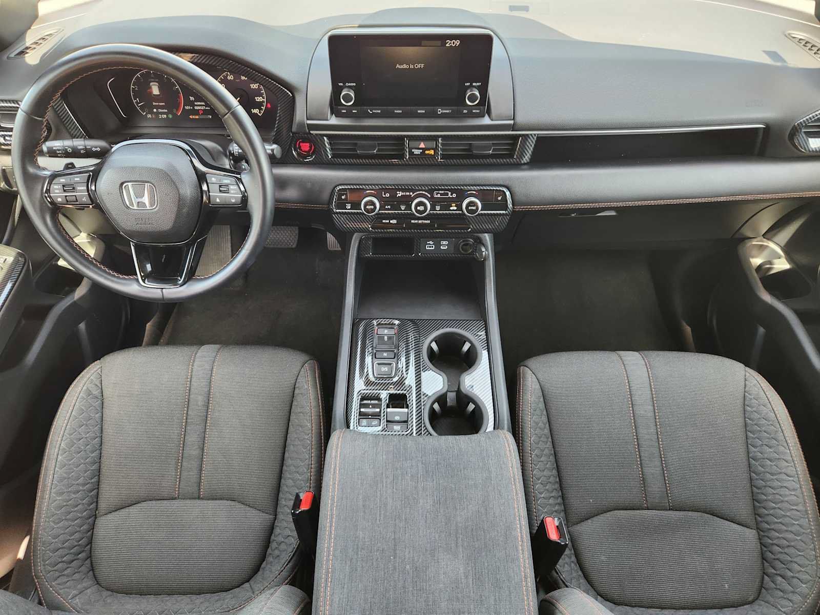 Used 2025 Honda Pilot Sport image 24