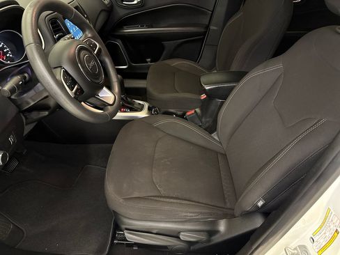 Used 2021 Jeep Compass Sport FWD image 17