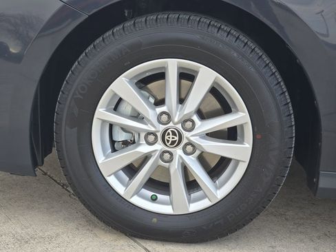 Certified 2025 Toyota Camry LE w/ Convenience Package image 14