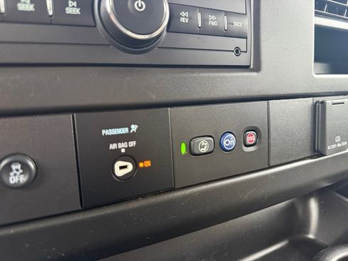 Used 2020 Chevrolet Express 2500 w/ Driver Convenience Package image 19