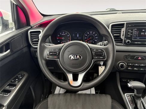 Used 2019 Kia Sportage LX image 12