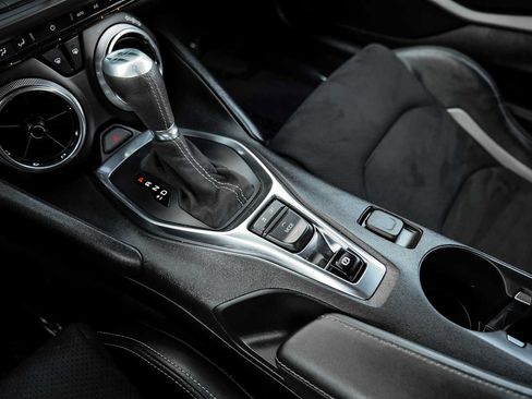 Used 2021 Chevrolet Camaro LT w/ RS Package RWD image 20