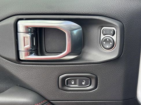 New 2026 Jeep Wrangler Unlimited Rubicon image 19