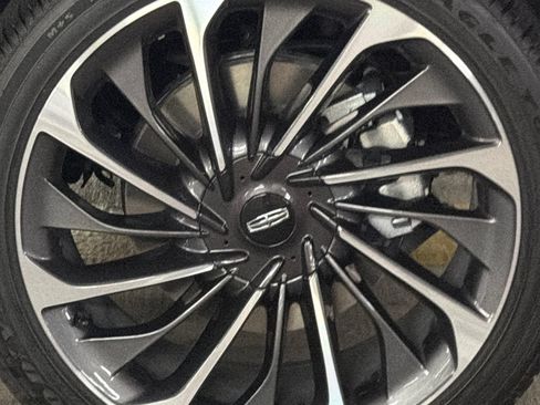 New 2026 Lincoln Aviator Reserve AWD/4WD image 5