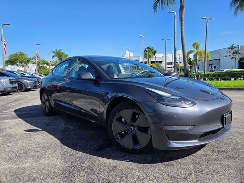 Used 2023 Tesla Model 3 Standard Range RWD image 2