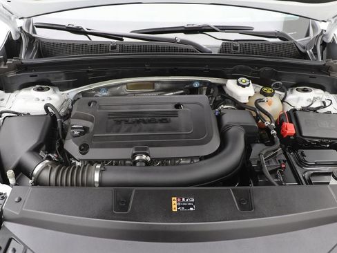 Used 2023 Buick Envision Avenir image 31