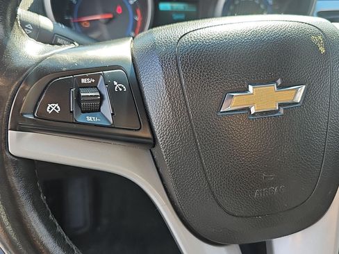 Used 2014 Chevrolet Cruze LT w/ Technology Package FWD image 13