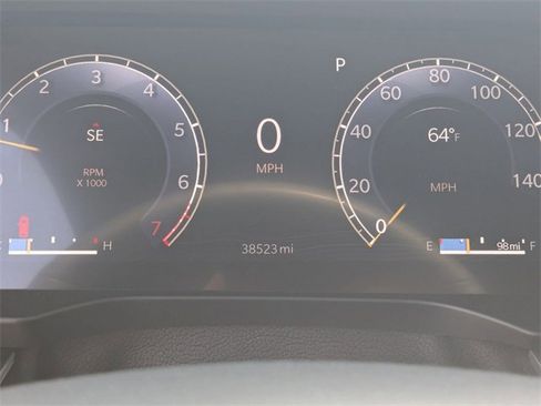 Used 2024 Jeep Grand Cherokee L Laredo image 18