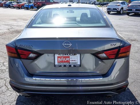 Used 2023 Nissan Altima 2.5 SV w/ SV Premium Package FWD image 7
