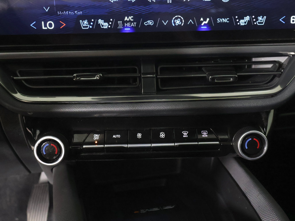 Used 2025 Chevrolet Equinox EV RS w/ Convenience Package II FWD image 51