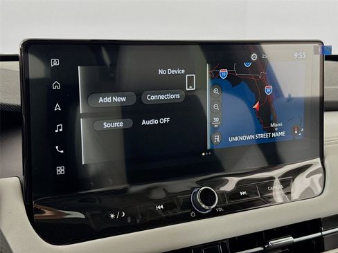 New 2025 Mitsubishi Outlander SE image 14