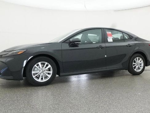 New 2026 Toyota Camry LE image 7