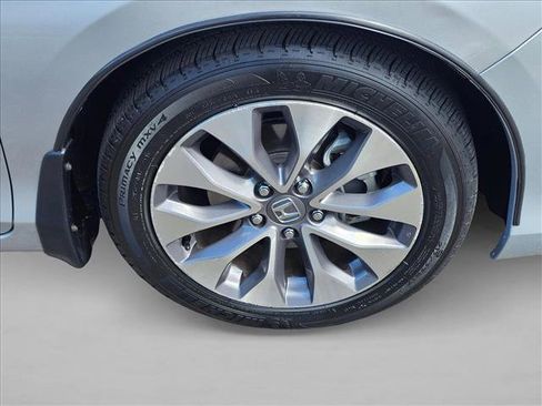 Used 2015 Honda Accord EX-L image 9