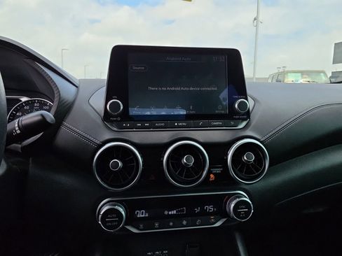 Used 2020 Nissan Sentra SV w/ Trunk Package FWD image 18