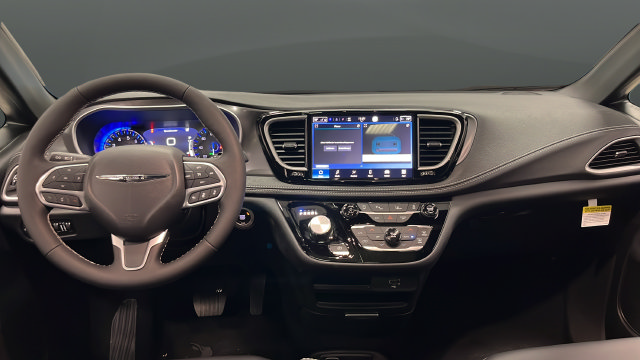 New 2026 Chrysler Pacifica Select FWD image 10