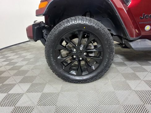 Used 2021 Jeep Wrangler Unlimited Sahara AWD/4WD image 10