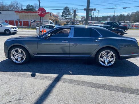 Used 2016 Bentley Mulsanne RWD image 3