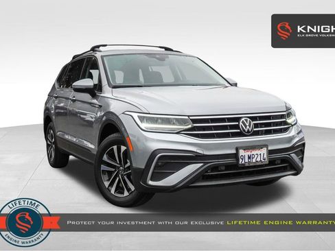 Used 2024 Volkswagen Tiguan S image 1