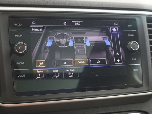 Used 2021 Volkswagen Atlas SE image 37