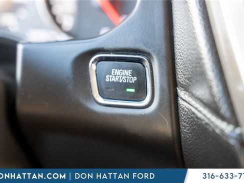 Used 2019 GMC Acadia Denali image 12